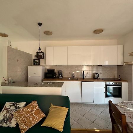 Apartman Petra Kaštela Exterior foto